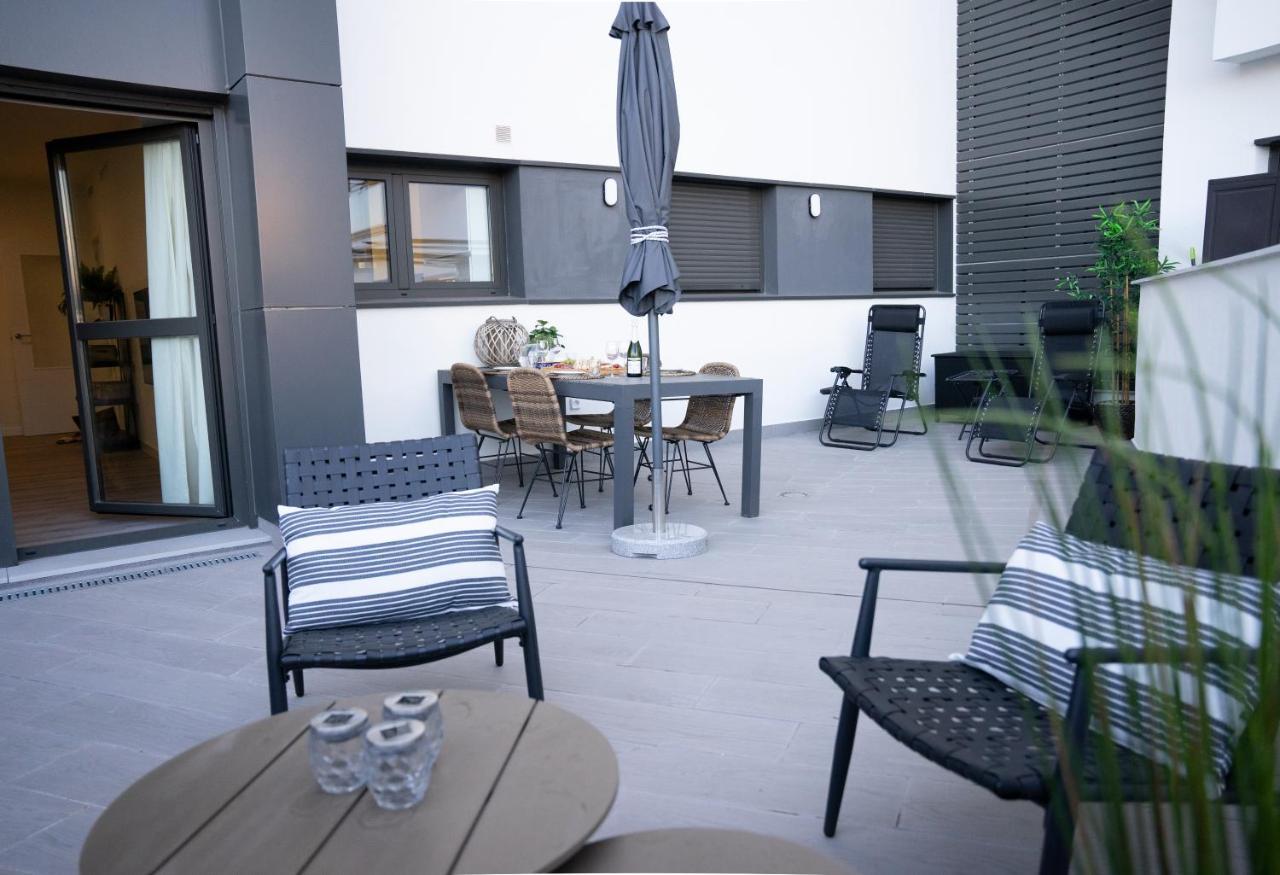 Central Premium Pool Terrace New マラガ エクステリア 写真
